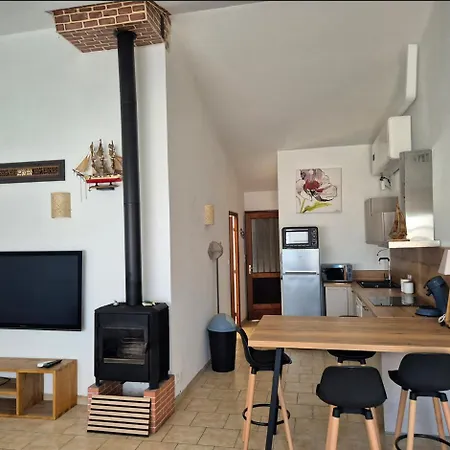 Holiday home Maison Pres De La