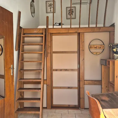 Maison Pres De La Holiday home